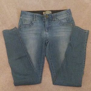 Jeans that are in great condition!!